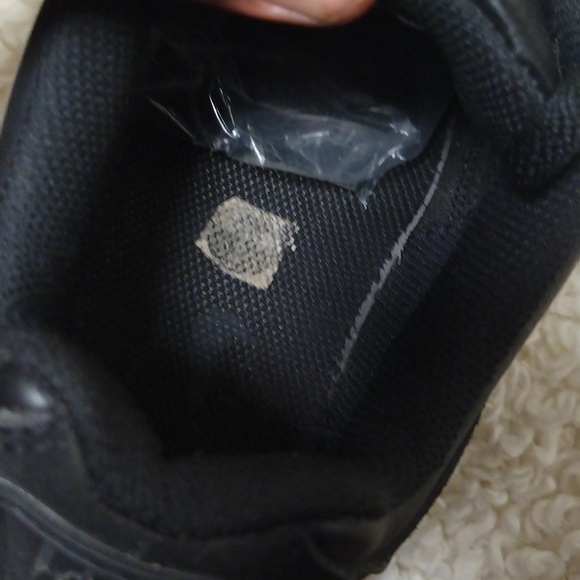 Nike Air Max LTD tennis shoes - Picture 11 of 11